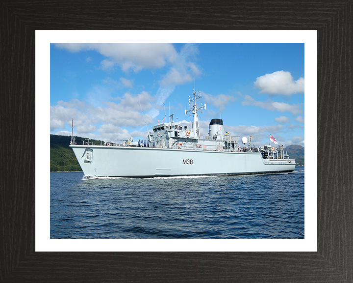 HMS Atherstone M38 Royal Navy Hunt class mine countermeasures vessel Photo Print or Framed Print - Hampshire Prints