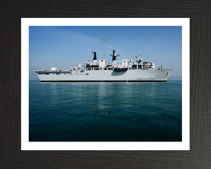 HMS Bulwark L15 Royal Navy Albion class amphibious ship Photo Print or Framed Print - Hampshire Prints