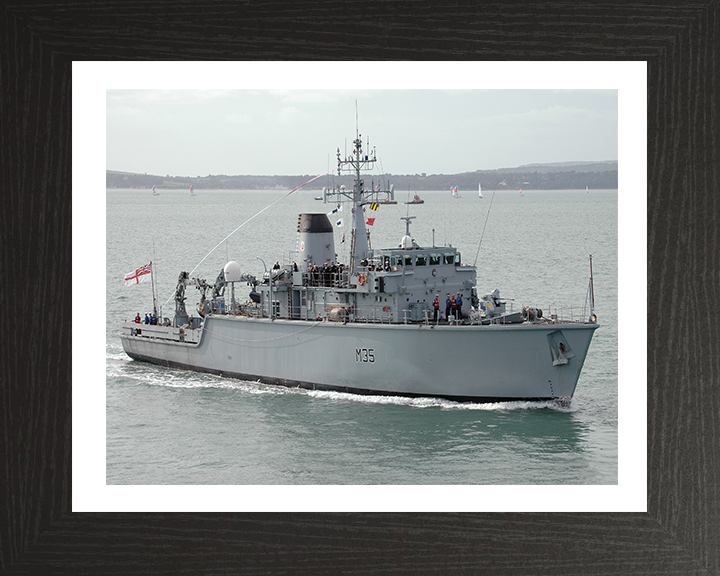 HMS Dulverton M35 Royal Navy Hunt class mine countermeasures vessel Photo Print or Framed Print - Hampshire Prints