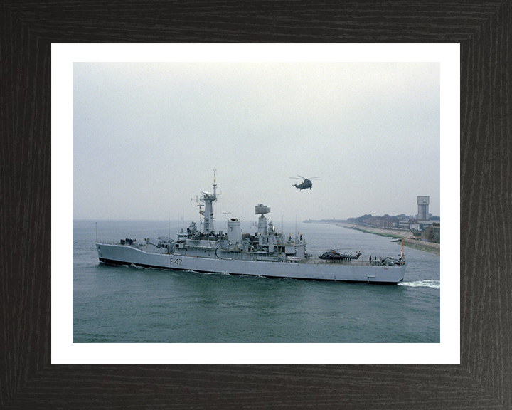 HMS Danae F47 Royal Navy Leander Class Frigate Photo Print or Framed Print - Hampshire Prints