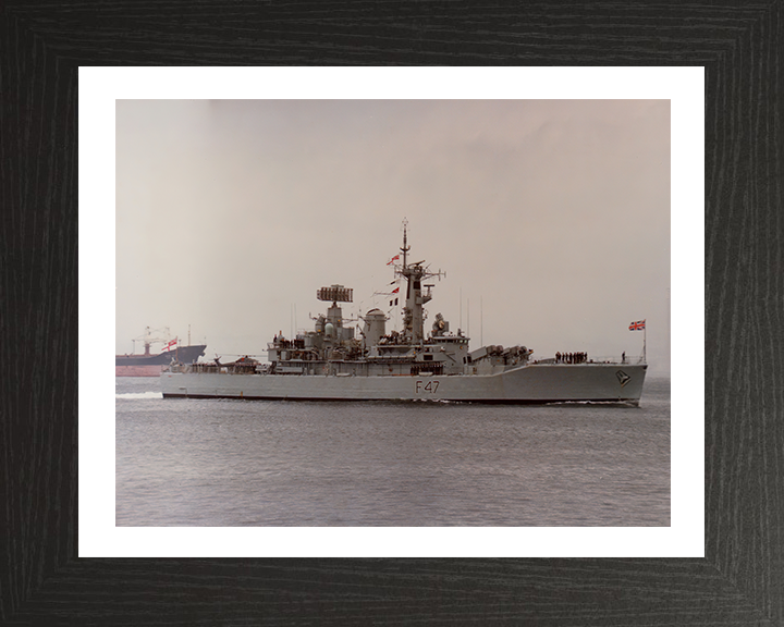 HMS Danae F47 Royal Navy Leander Class Frigate Photo Print or Framed Print - Hampshire Prints