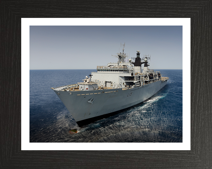 HMS Bulwark L15 Royal Navy Albion class amphibious ship Photo Print or Framed Print - Hampshire Prints