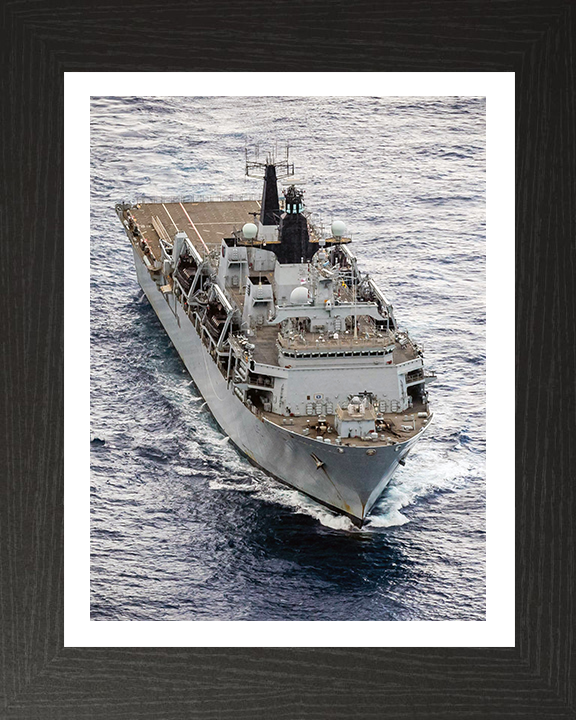 HMS Bulwark L15 Royal Navy Albion class amphibious ship Photo Print or Framed Print - Hampshire Prints