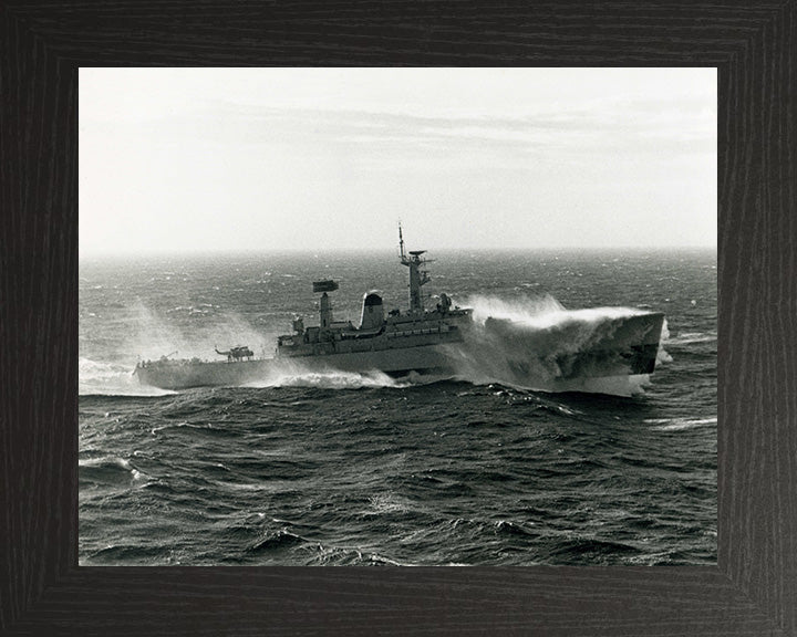 HMS Arethusa F38 Royal Navy Leander Class Frigate Photo Print or Framed Print - Hampshire Prints