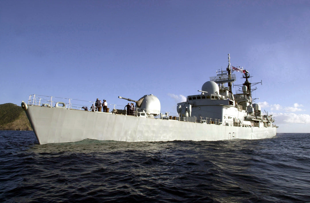 HMS Nottingham D91 Royal Navy Type 42 destroyer Photo Print or Framed Print - Hampshire Prints