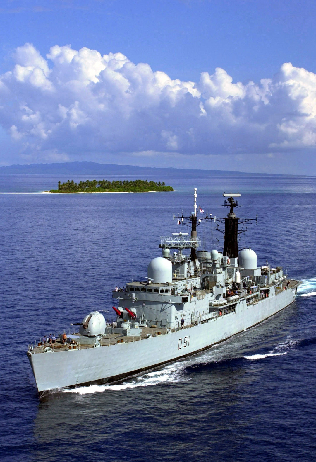 HMS Nottingham D91 Royal Navy Type 42 destroyer Photo Print or Framed Print - Hampshire Prints