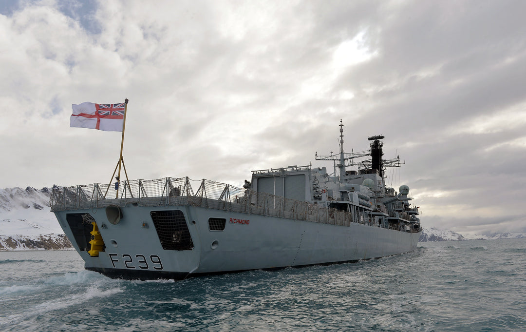 HMS Richmond F239 Royal Navy type 23 Frigate Photo Print or Framed Print - Hampshire Prints