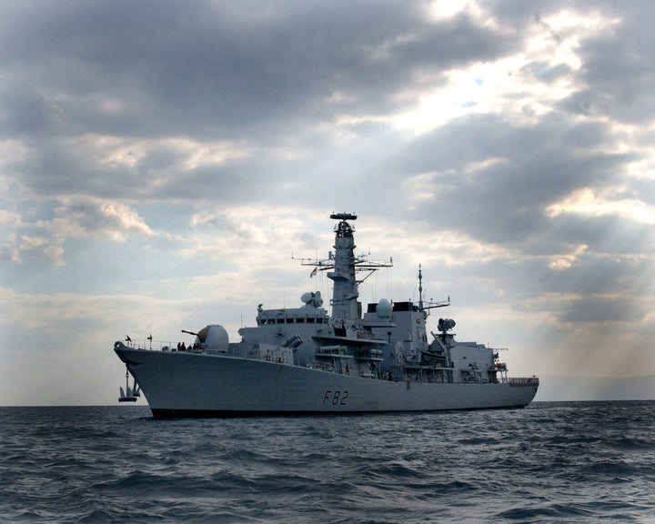 HMS Somerset F82 Royal Navy type 23 Frigate Photo Print or Framed Print - Hampshire Prints