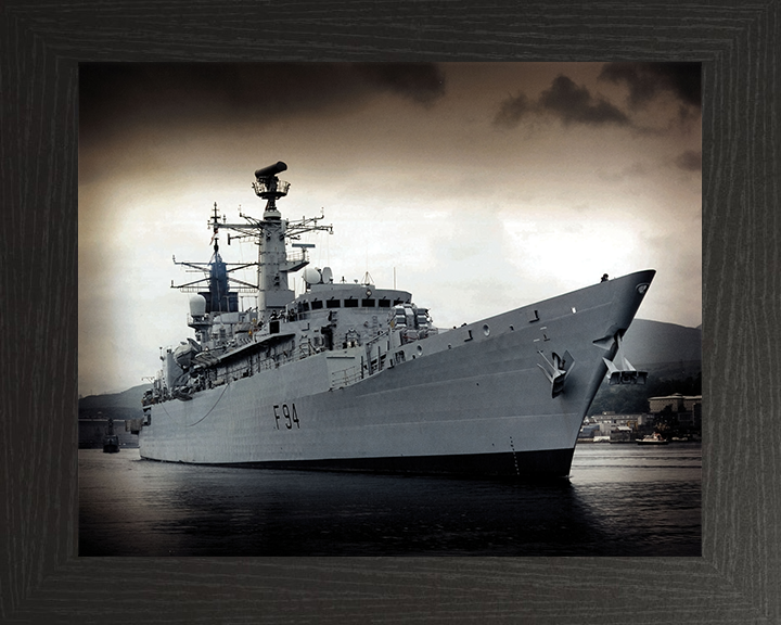 HMS Brave F94 | Photo Print | Framed Print | Poster | Type 22 | Frigate | Royal Navy - Hampshire Prints