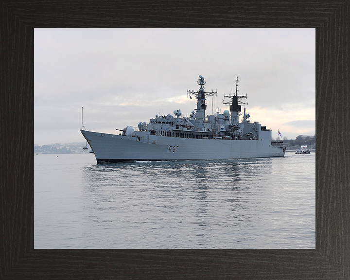 HMS Chatham F87 Royal Navy Type 22 Frigate Photo Print or Framed Print - Hampshire Prints