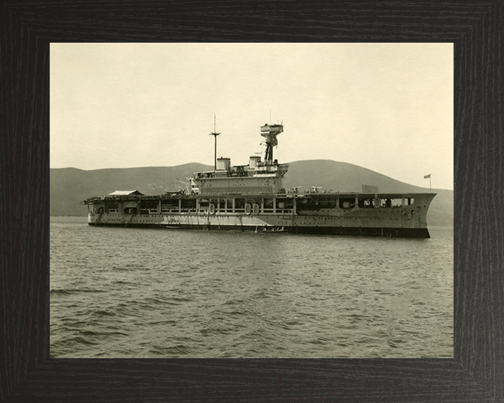 HMS Eagle (94) Royal Navy Eagle class aircraft carrier Photo Print or Framed Print - Hampshire Prints