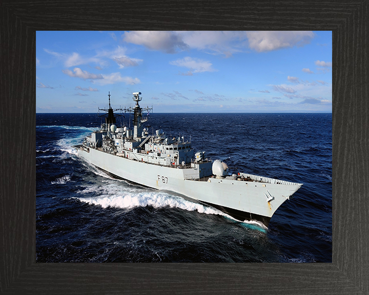 HMS Chatham F87 | Photo Print | Framed Print | Poster | Type 22 | Frigate | Royal Navy - Hampshire Prints