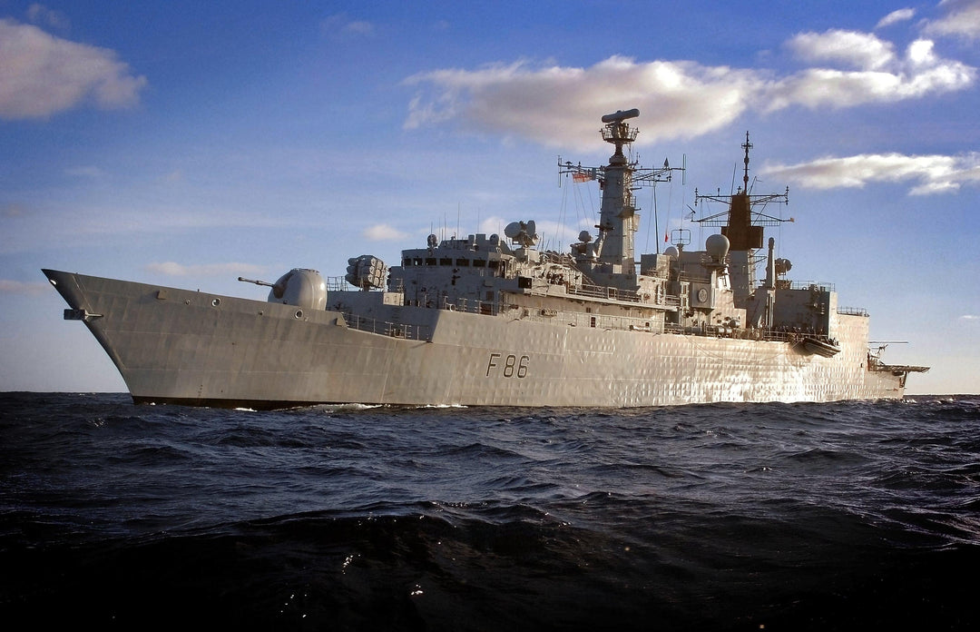 HMS Campbeltown F86 | Photo Print | Framed Print | Type 22 | Frigate | Royal Navy - Hampshire Prints