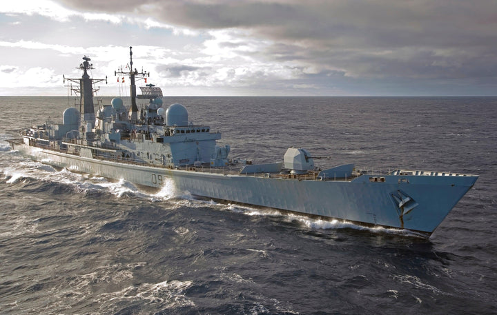 HMS Edinburgh D97 | Photo Print | Framed Print | Poster | Type 42 | Destroyer | Royal Navy - Hampshire Prints