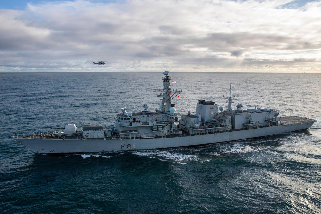 HMS Sutherland F81 | Photo Print | Framed Print | Poster | Type 23 | Frigate | Royal Navy - Hampshire Prints