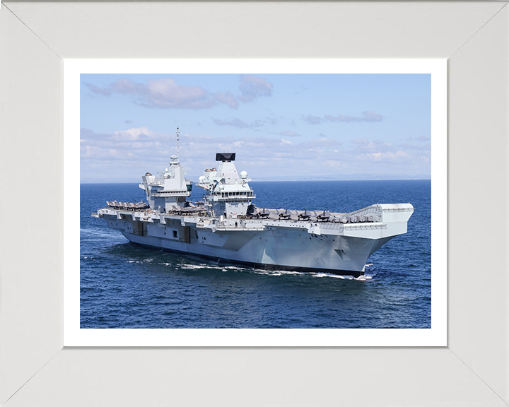 HMS Queen Elizabeth R08 | Photo Print | Framed Print | Queen Elizabeth Class | Aircraft Carrier | Royal Navy - Hampshire Prints