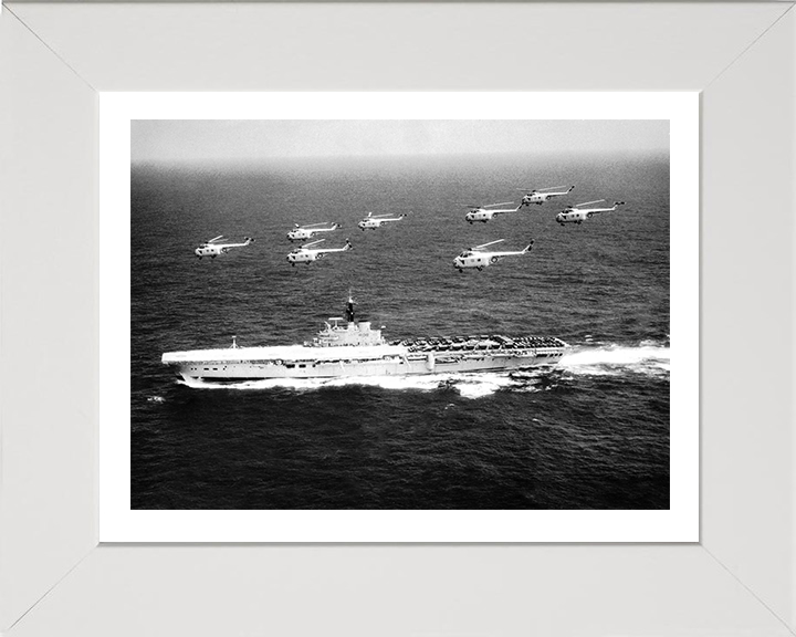 HMS Bulwark R08 Royal Navy Centaur class light fleet carrier Photo Print or Framed Print - Hampshire Prints