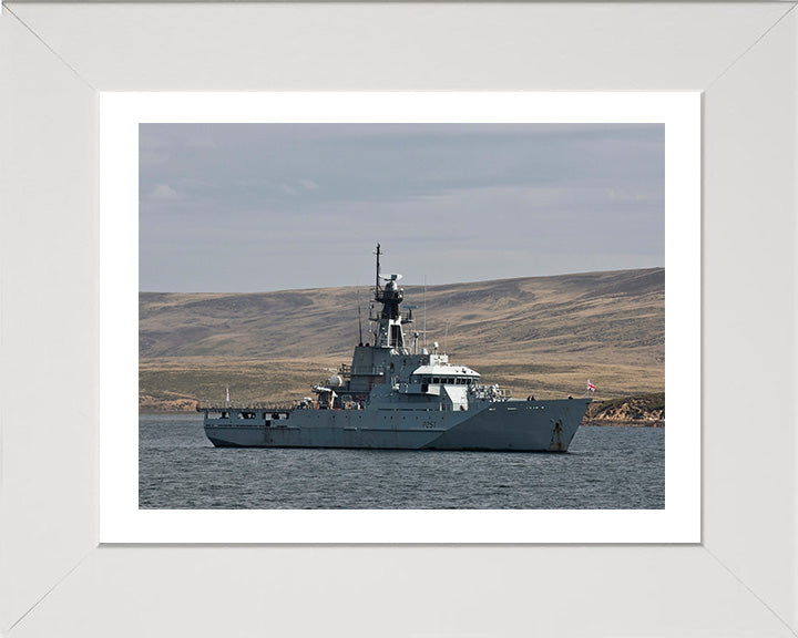 HMS Clyde P257 | Photo Print | Framed Print | River Class | Patrol Vessel | Royal Navy - Hampshire Prints