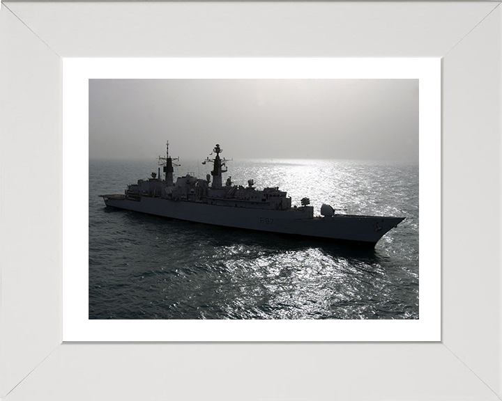 HMS Chatham F87 Royal Navy Type 22 Frigate Photo Print or Framed Print - Hampshire Prints