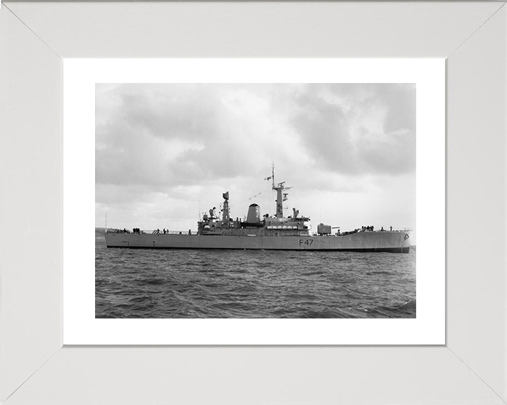 HMS Danae F47 Royal Navy Leander Class Frigate Photo Print or Framed Print - Hampshire Prints