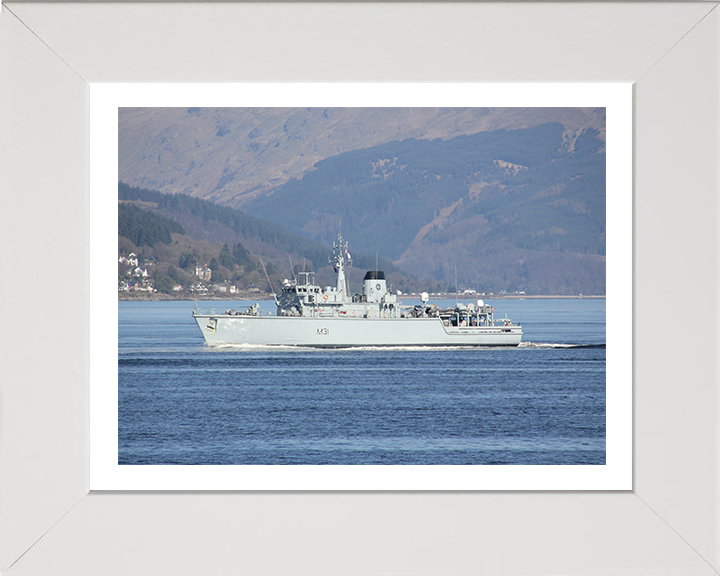 HMS Cattistock M31 Royal Navy Hunt class mine hunter Photo Print or Framed Print - Hampshire Prints