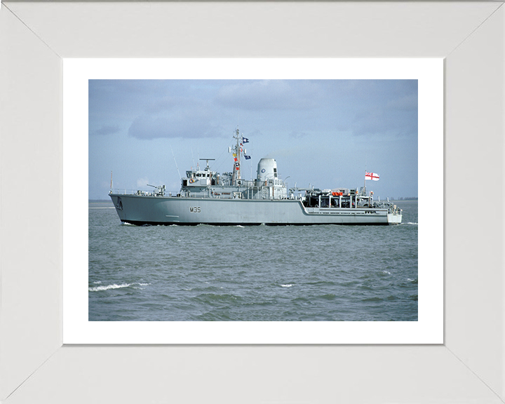 HMS Dulverton M35 Royal Navy Hunt class mine countermeasures vessel Photo Print or Framed Print - Hampshire Prints