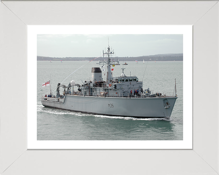 HMS Dulverton M35 Royal Navy Hunt class mine countermeasures vessel Photo Print or Framed Print - Hampshire Prints