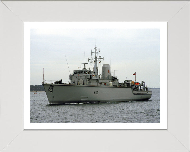 HMS Berkeley M40 Royal Navy Hunt class mine countermeasures vessel Photo Print or Framed Print - Hampshire Prints