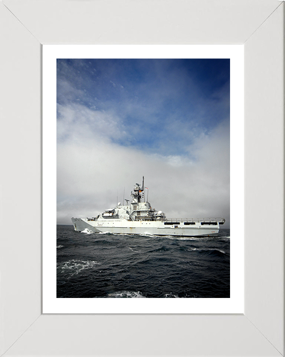 HMS Clyde P257 Royal Navy River class offshore patrol vessel Photo Print or Framed Print - Hampshire Prints