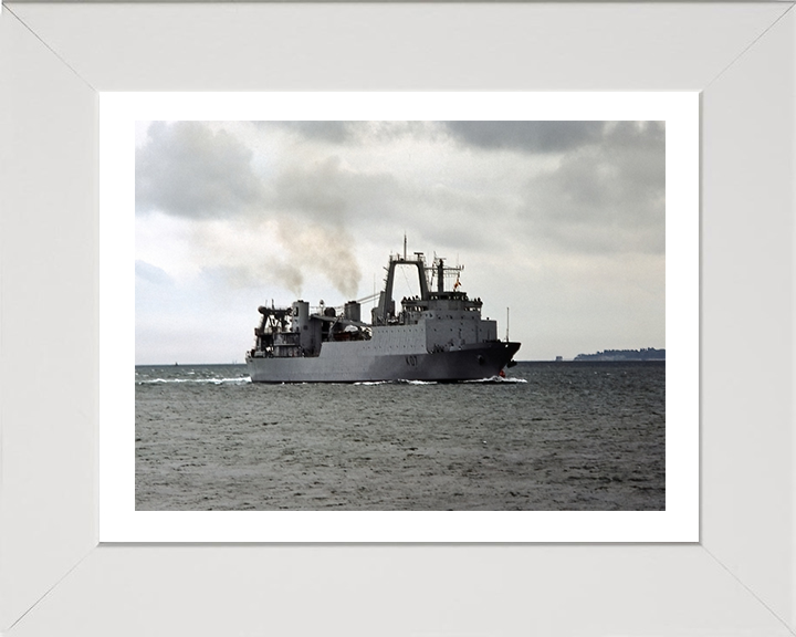 HMS Challenger K07 Royal Navy diving support vessel Photo Print or Framed Print - Hampshire Prints