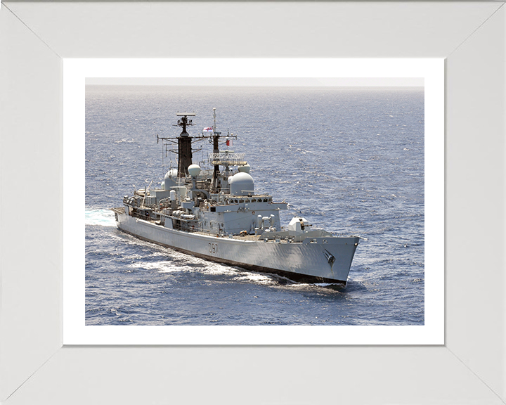 HMS Edinburgh D97 Royal Navy Type 42 Destroyer Photo Print or Framed Print - Hampshire Prints