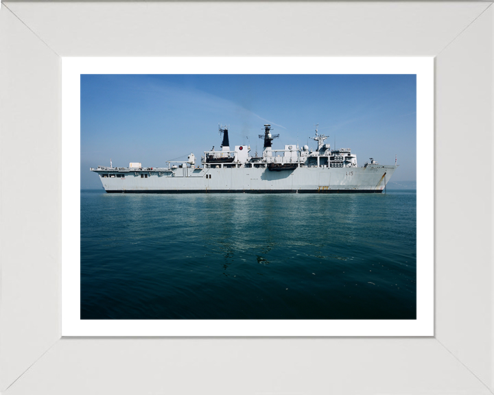 HMS Bulwark L15 Royal Navy Albion class amphibious ship Photo Print or Framed Print - Hampshire Prints