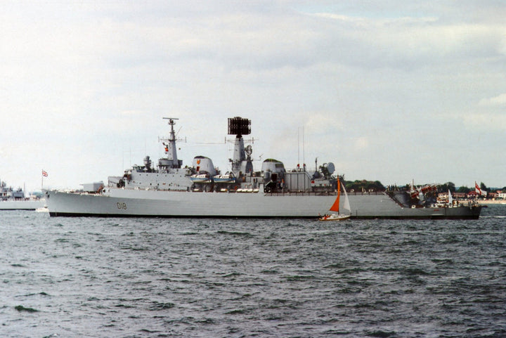 HMS Antrim D18 Royal Navy County class destroyer Photo Print or Framed Print - Hampshire Prints