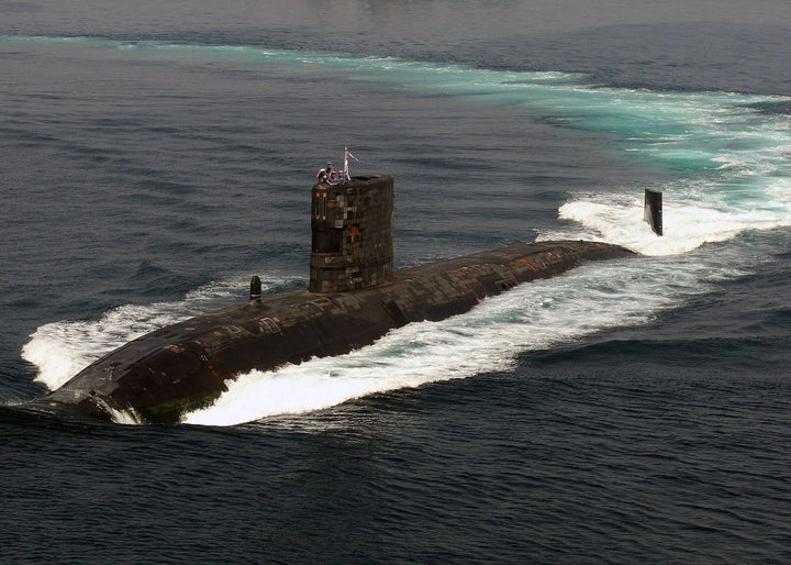 HMS Tireless S88 Submarine | Photo Print | Framed Print | Trafalgar Class | Royal Navy - Hampshire Prints