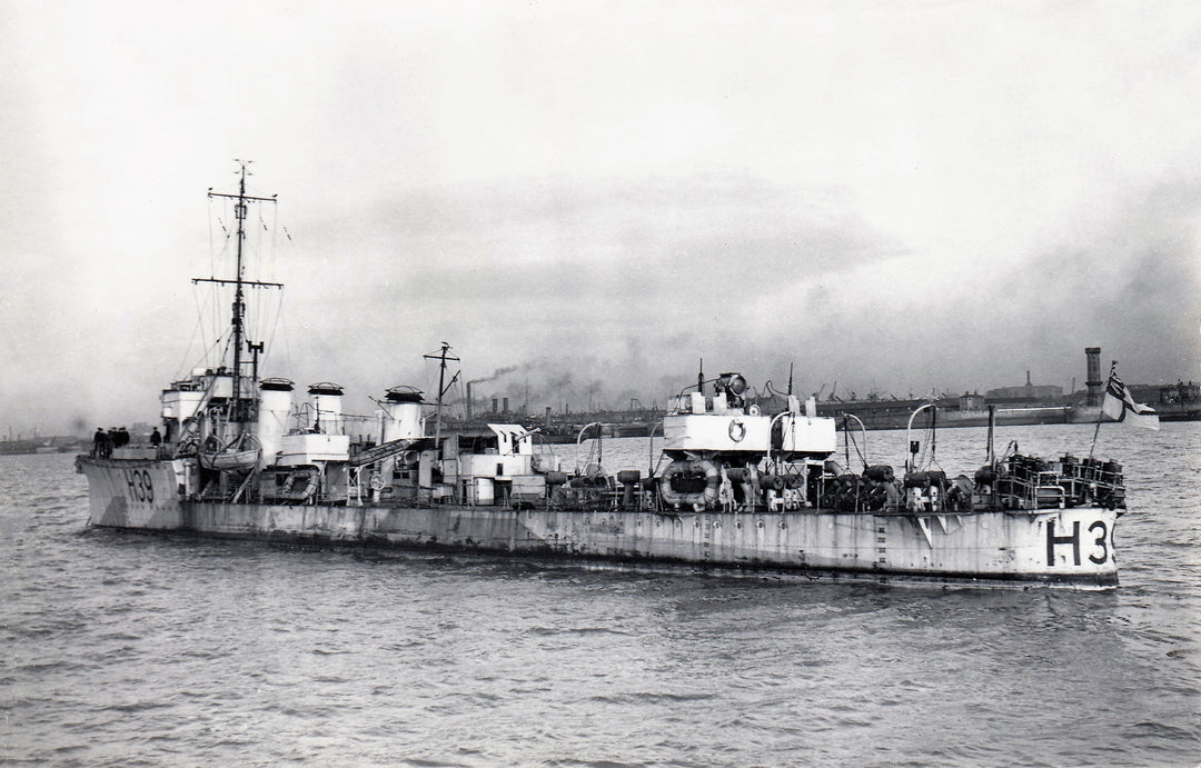 HMS Skate H39 Royal Navy R class destroyer Photo Print or Framed Print - Hampshire Prints