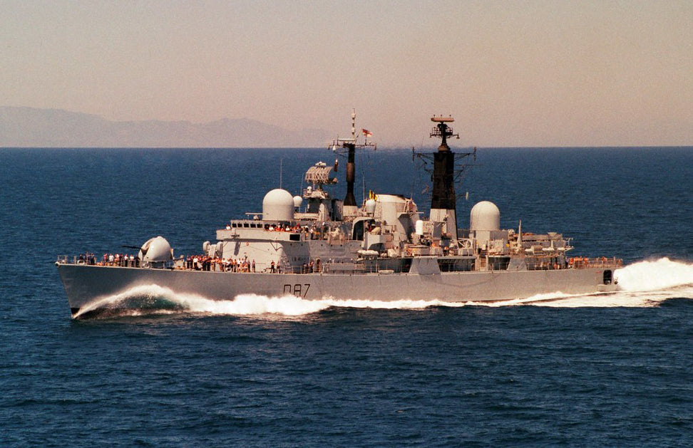 HMS Newcastle D87 Royal Navy Type 42 destroyer Photo Print or Framed Photo Print - Hampshire Prints