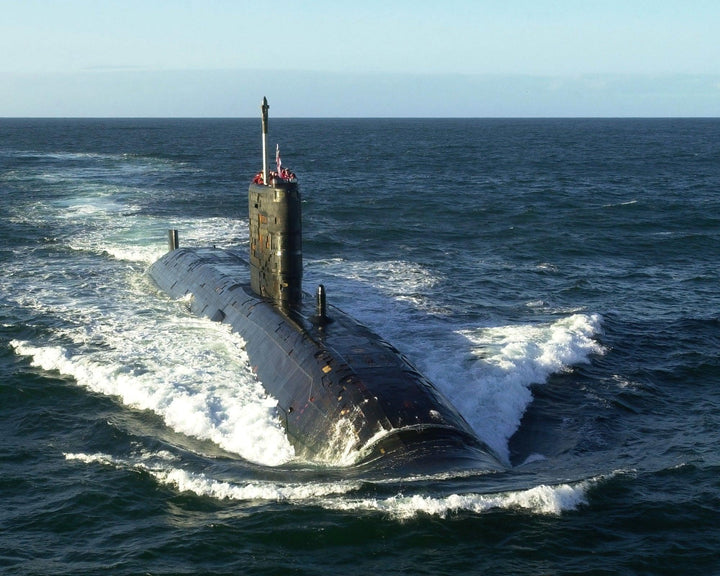 HMS Splendid S106 Submarine | Photo Print | Framed Print | Swiftsure Class | Royal Navy - Hampshire Prints