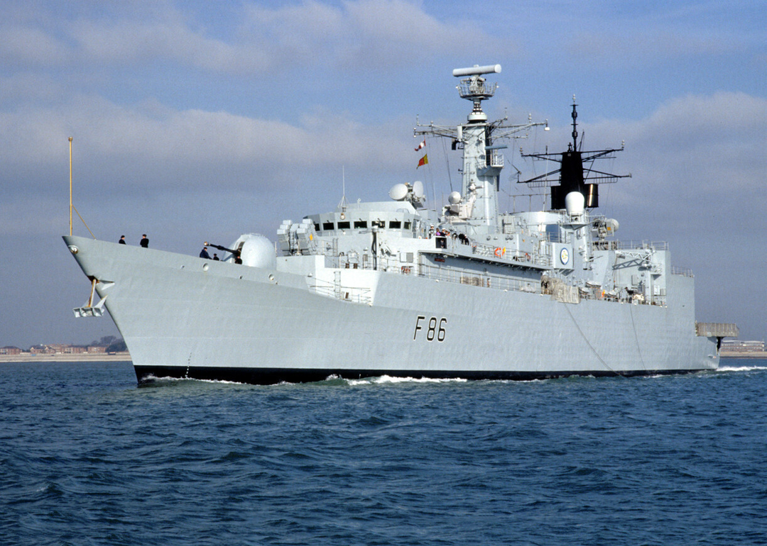 HMS Campbeltown F86 Royal Navy Type 22 Frigate Photo Print or Framed Photo Print - Hampshire Prints