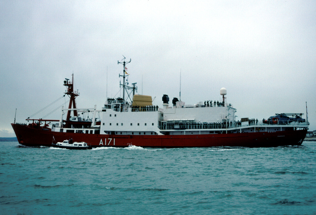 HMS Endurance A171 Royal Navy Ice breaker Ship Photo Print or Framed Print - Hampshire Prints