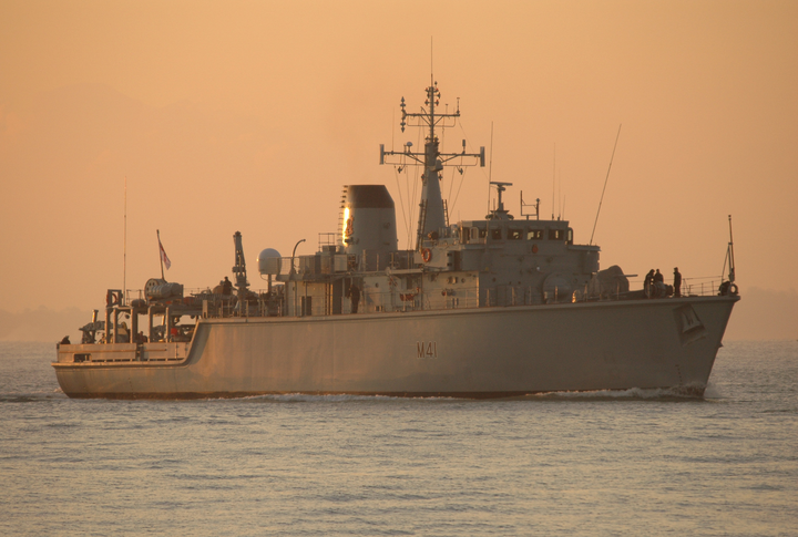 HMS Quorn M41 Royal Navy Hunt class mine countermeasures vessel Photo Print or Framed Print - Hampshire Prints