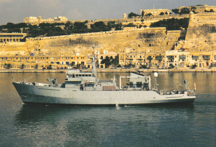 HMS Roebuck H130 Royal Navy coastal survey vessel Photo Print or Framed Print - Hampshire Prints