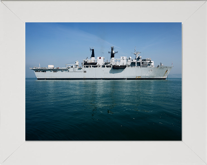 HMS Bulwark L15 Royal Navy Albion class amphibious ship Photo Print or Framed Print - Hampshire Prints