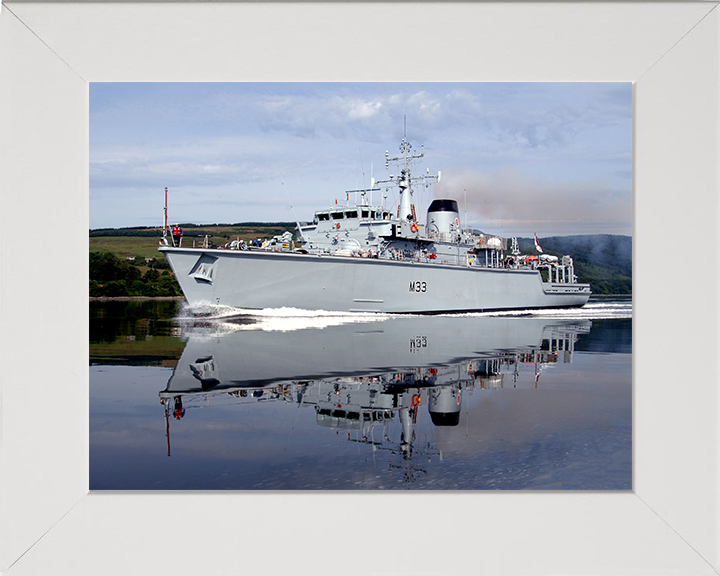 HMS Brocklesby M33 Royal Navy Hunt class Mine Counter Measures Vessel Photo Print or Framed Print - Hampshire Prints