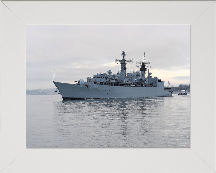 HMS Chatham F87 Royal Navy Type 22 Frigate Photo Print or Framed Print - Hampshire Prints