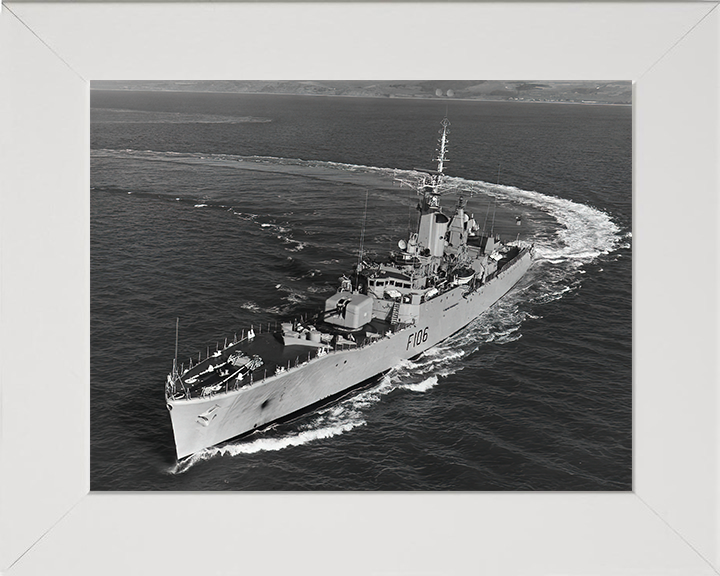 HMS Brighton F106 | Photo Print | Framed Print | Rothesay Class | Frigate | Royal Navy - Hampshire Prints