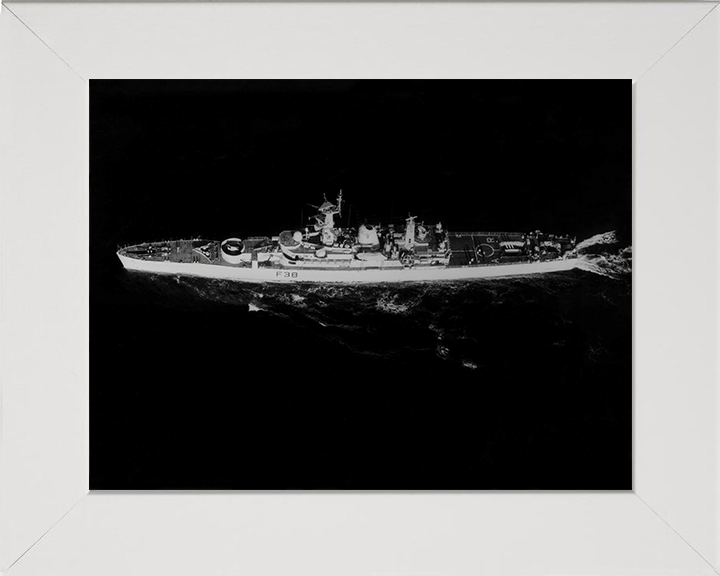 HMS Arethusa F38 Royal Navy Leander Class Frigate Photo Print or Framed Print - Hampshire Prints