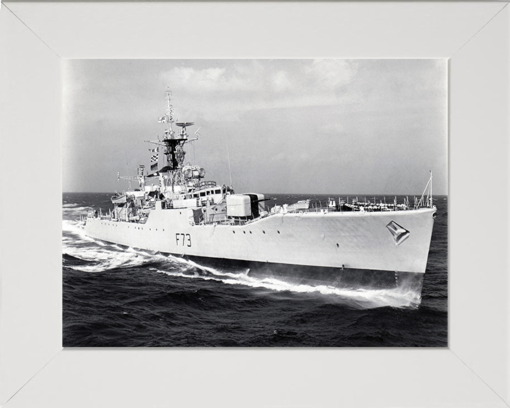 HMS Eastbourne F73 | Photo Print | Framed Print | Whitby Class | Frigate | Royal Navy - Hampshire Prints