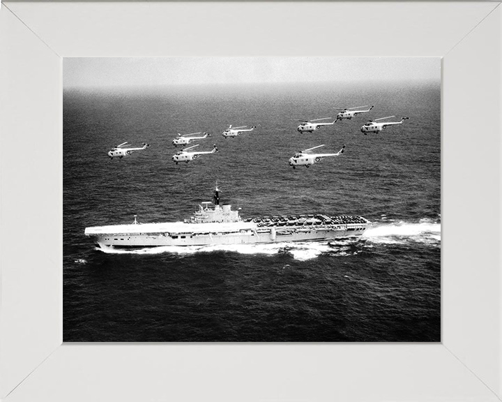 HMS Bulwark R08 Royal Navy Centaur class light fleet carrier Photo Print or Framed Print - Hampshire Prints