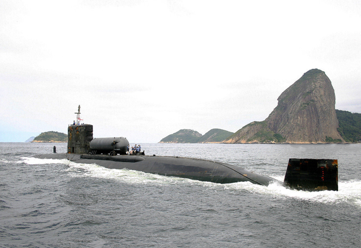 HMS Spartan S105 Royal Navy Swiftsure class Submarine Photo Print or Framed Print - Hampshire Prints