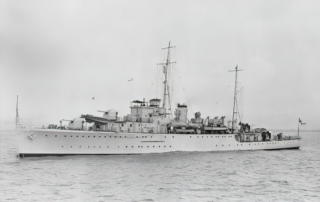 HMS Auckland L61 | Photo Print | Framed Print | Poster | Egret Class | Sloop | Royal Navy - Hampshire Prints